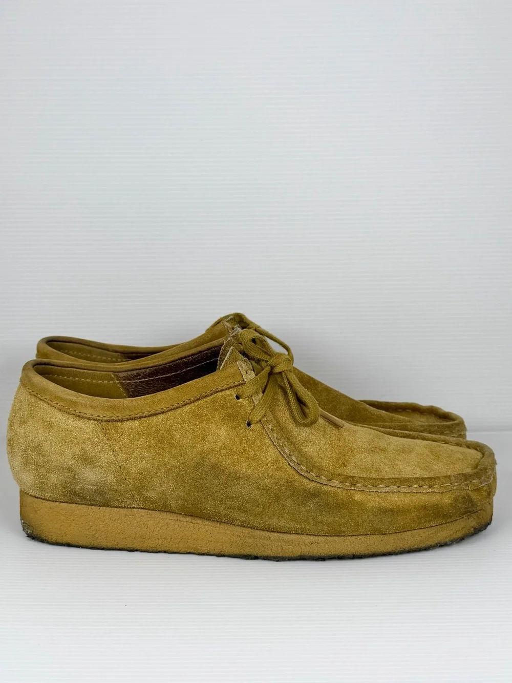Clarks Originals Wallabee Men’s 11.5 Tan Suede Moc Toe Crepe Sole Shoes